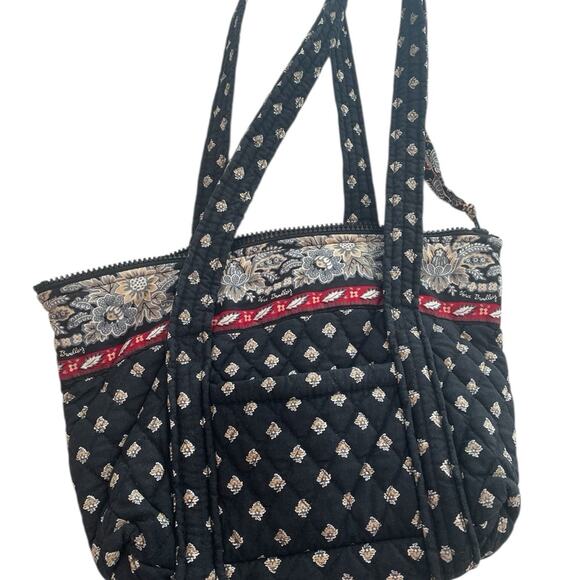 VERA BRADLEY Quilted Tote – Black/Red Floral – Lightweight, Washable, Boho Gift - Picture 3 of 10